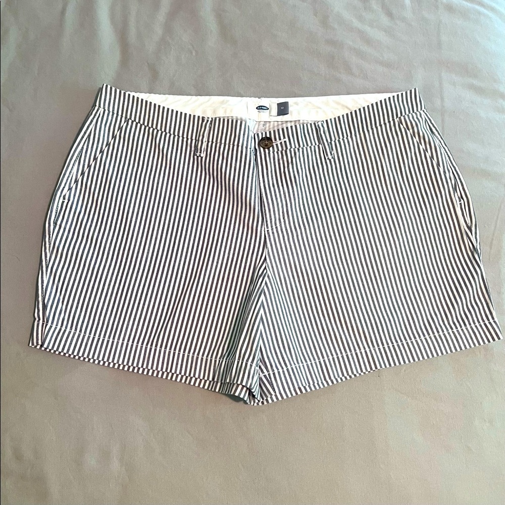 Old Navy ~ Charcoal and White Pinstripe Shorts ~ Size 12